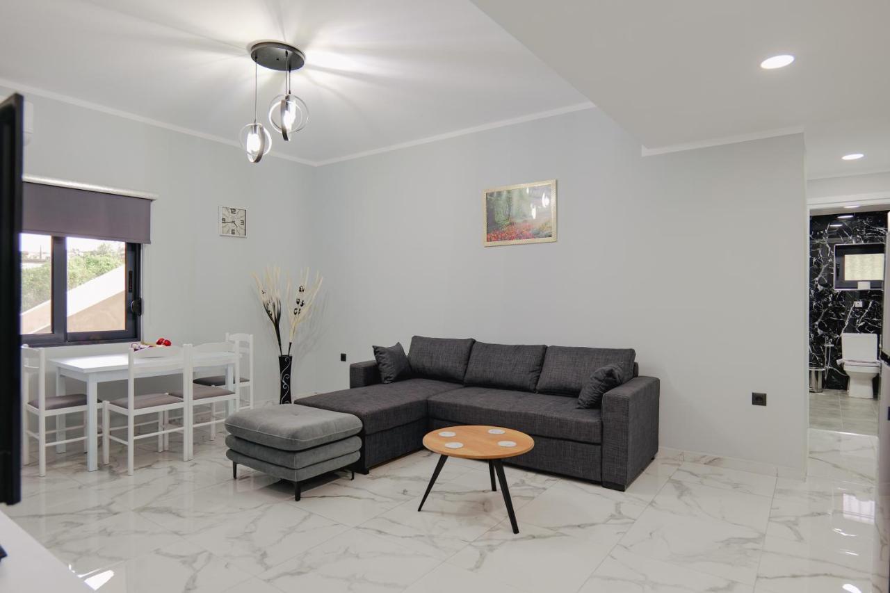 Iphigenia Luxury Flat Apartment Sarande Exterior photo